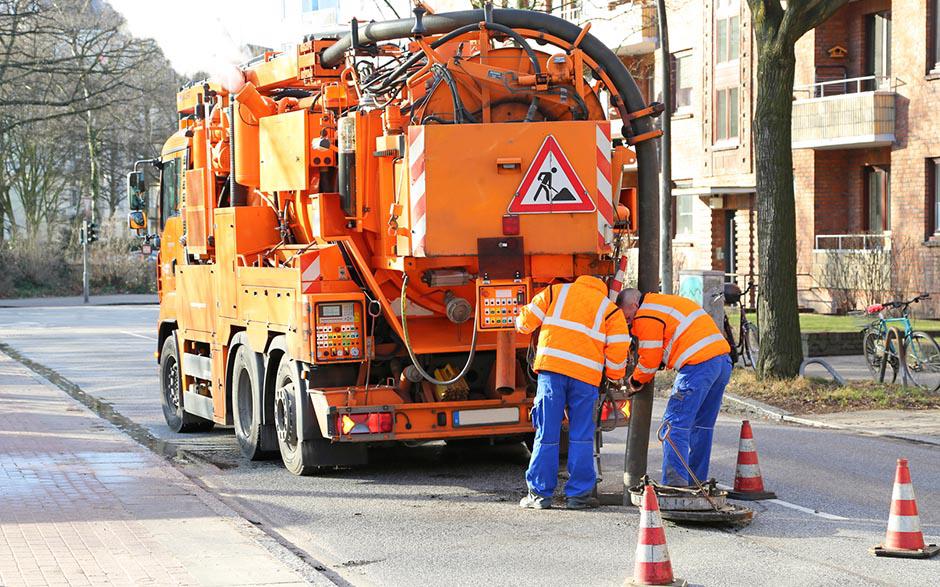 camion assainissement Saint-Maximin